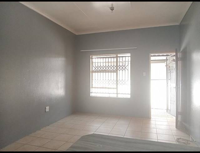 3 BEDROOM HOUSE FOR SALE IN GREENHILLS